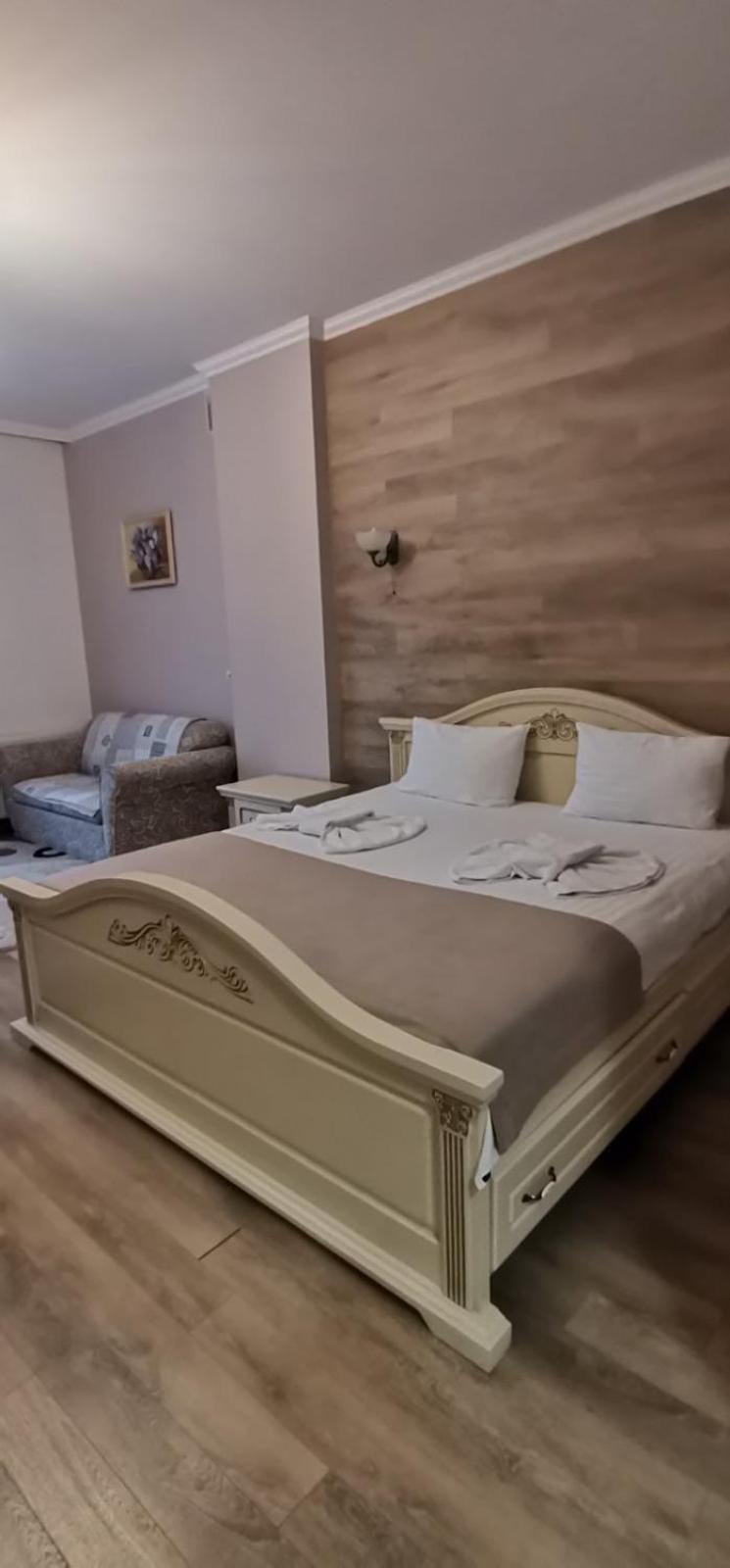 Карпатикайзервальд. Appartement Buitenkant foto